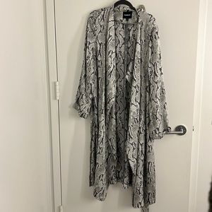 Express Snake Skin Kimono